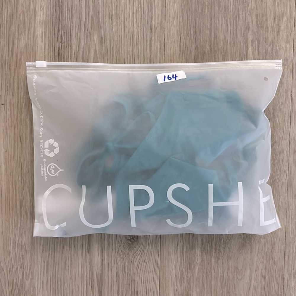 NWT Seaside Cutout Top & Ruched Drawstring Bikini Set - Picture 7 of 7